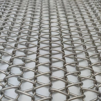Wzajemnie połączona sieć drutu spiralnego Rozmiar 2mm-20mm Kolor nierdzewny