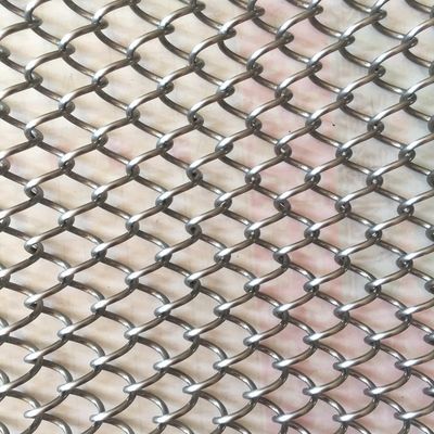 Dekoracja wnętrza 80% otwarty obszar metalowy zwojowy draperia z dostosowaną długość i 9 mm drutu pitch Certyfikacja ISO9001