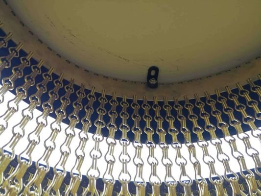 Aluminiowy typ łańcucha Dobre działanie wentylacyjne Dekoracja wnętrz Strop przegrodowy