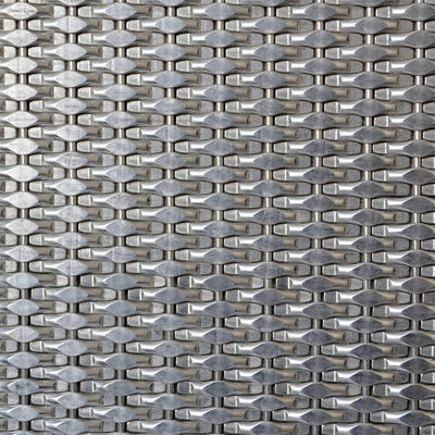 2-6mm srebrne metaliczne siatki z stali nierdzewnej Dekoracyjne siatki z drutu do nowoczesnych drzwi szaf