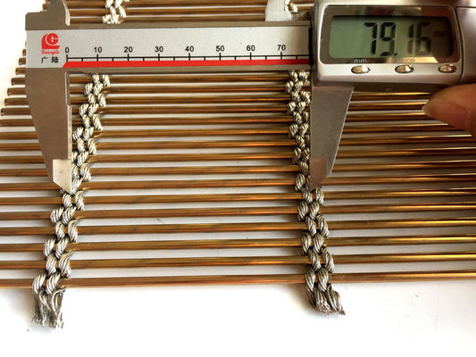 Sieć metalowa ze stali nierdzewnej 7 mm ocynkowana PVD sieć ogrodzeniowa antyklimatowa do ochrony obwodów więzienia