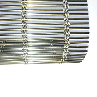 Dekoracyjny 3D ze stali nierdzewnej Woven Metal Mesh Screen For Artistic Ceiling Design Industrial Aesthetic
