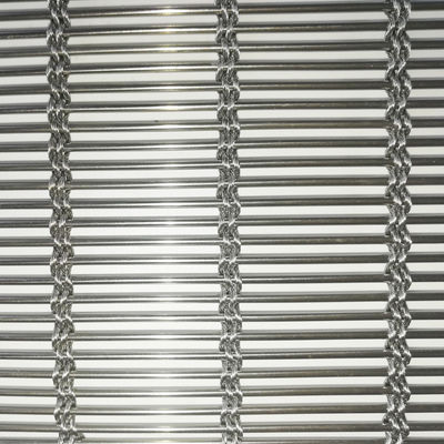 Dekoracyjny 3D ze stali nierdzewnej Woven Metal Mesh Screen For Artistic Ceiling Design Industrial Aesthetic