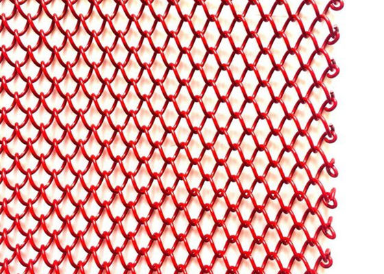 Czerwona 1mm Dia Metal Coil Drapery Kurtyna z siatki ze stali nierdzewnej 2,4 kg / M2